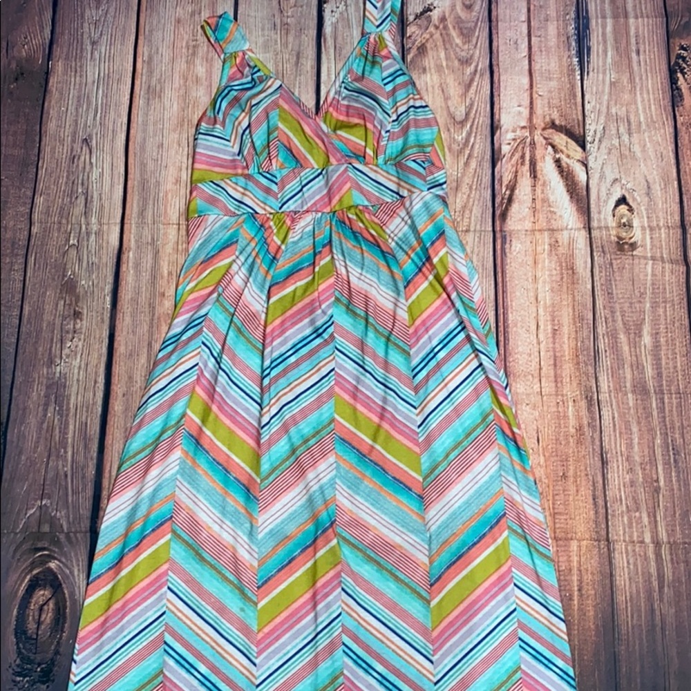 🐥 Vneck tank dress